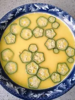 Make Autumn eggs step 3