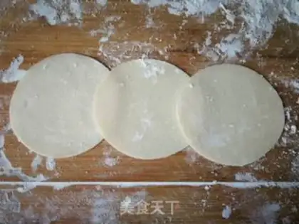 Make dumplings and onions step 3