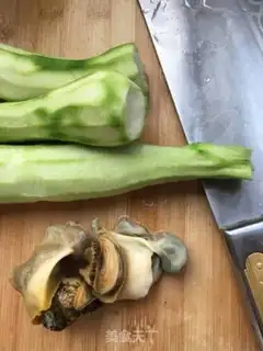 Make Smelt fried conch step 2