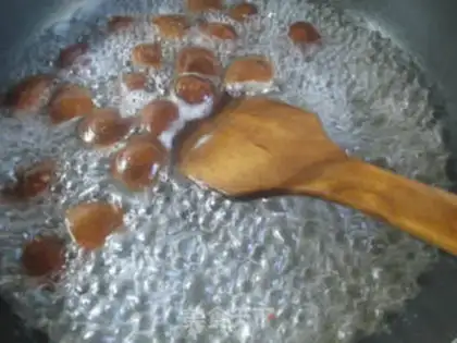 Make Fries, fried eggs step 1