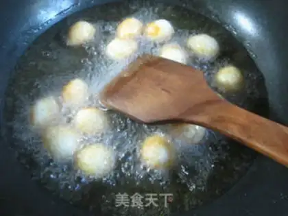 Make Fries, fried eggs step 2