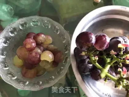 Make Coconut grapes step 0