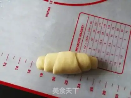 Make Corn-cracker rolls step 15