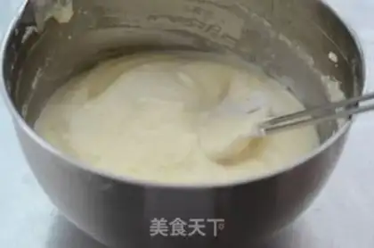 Make SIX-INCH KITTY STEAM CAKE step 6
