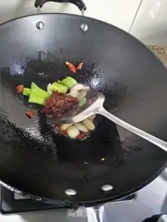 Make Spicy shrimp tail step 2