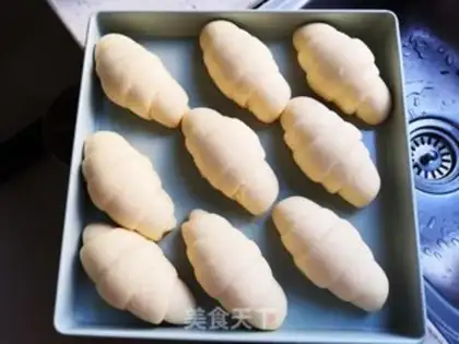 Make Corn-cracker rolls step 20