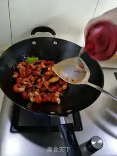 Make Spicy shrimp tail step 4