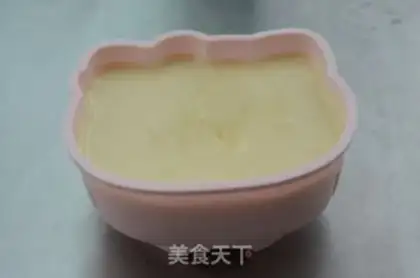 Make SIX-INCH KITTY STEAM CAKE step 9