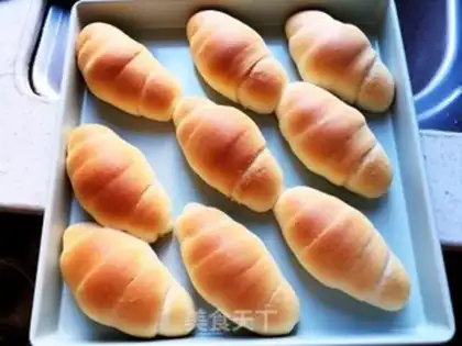 Make Corn-cracker rolls step 23