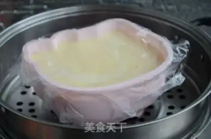 Make SIX-INCH KITTY STEAM CAKE step 10
