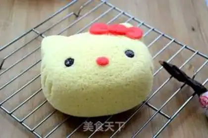 Make SIX-INCH KITTY STEAM CAKE step 12