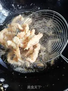 Make Tomato sauce spicy meat step 3