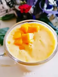 Make Mango milkshake step 2
