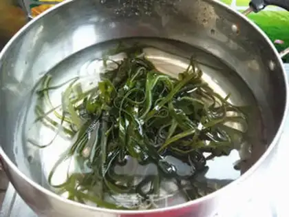 Make Sour sweet seaweed step 1