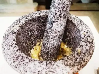 Make Pyramid eggs step 4