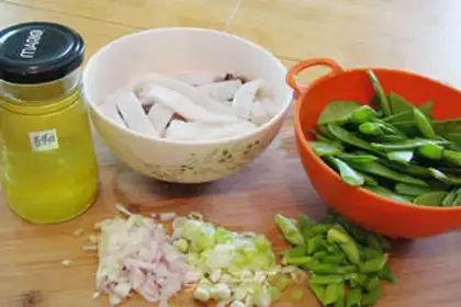 Make Onion squid rings step 2