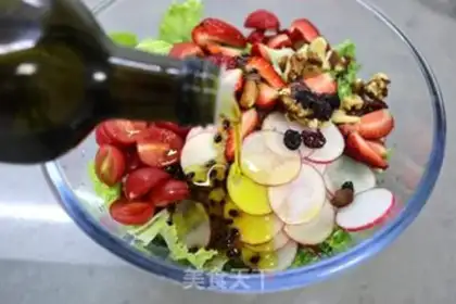 Make quinoa vegetable salad step 6