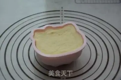 Make FOUR-INCH KITTY STEAM CAKE step 11