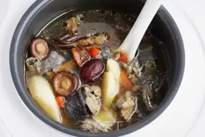 Make Frozen chicken soup step 7