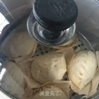 Make The raisin bun step 26