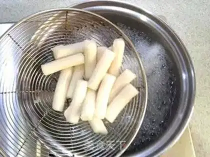 Make Barbecue pastry step 4