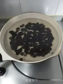 Make The apricot sprouts step 2