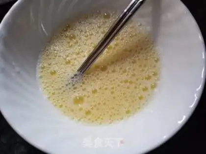 Make Onion omelet step 2