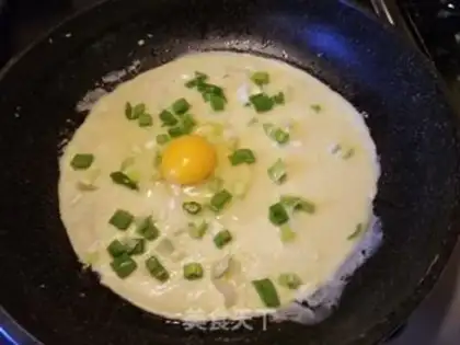 Make Onion omelet step 5