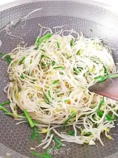 Make Green bean sprouts step 5