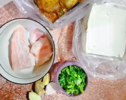 Make Wild pine tofu gravy step 1