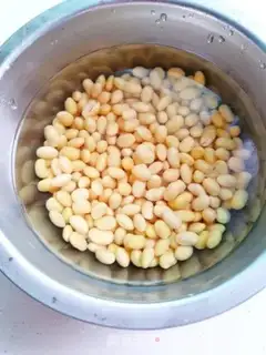 Make Homemade soy sauce step 1