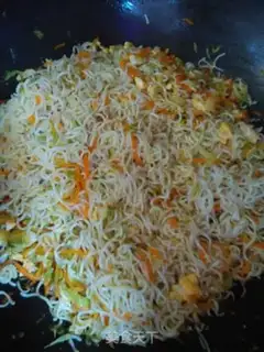 Make Fried noodles step 4