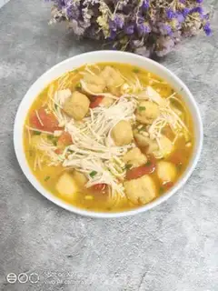 Make Tofu-curd gold and mushroom soup step 5