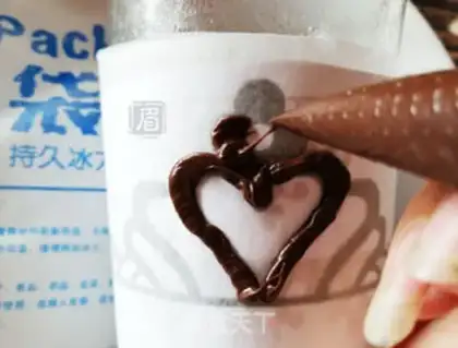 Make Chocolate crown step 5