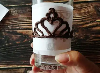 Make Chocolate crown step 6