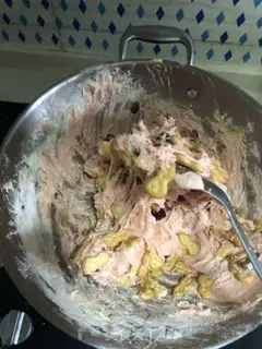 Make Colored nuts and snow step 4