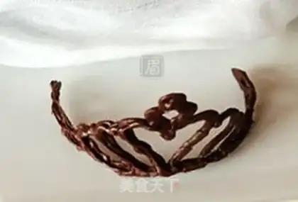 Make Chocolate crown step 7