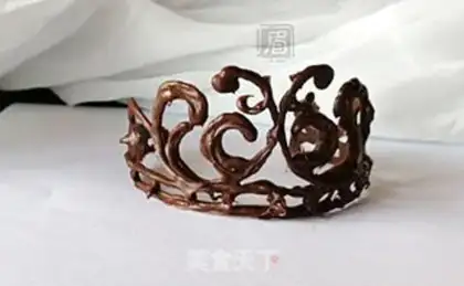 Make Chocolate crown step 8