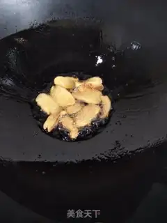 Make Three chickens on the table step 3