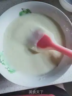 Make Gradually rub the tea mousse cake step 5