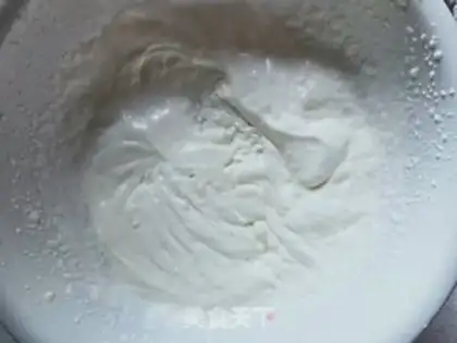 Make Gradually rub the tea mousse cake step 6