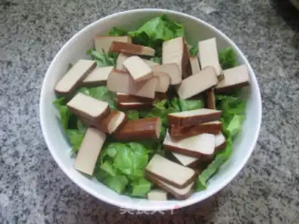 Make Soccer egg noodles step 4