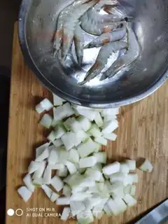 Make Pork shrimp soup step 1