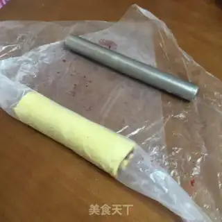 Make A blueberry roll step 11