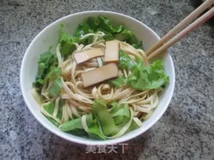 Make Soccer egg noodles step 8