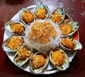 Make Garlic fans steam abalone step 9