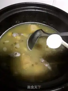 Make Old pigeon green bean soup step 7