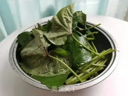 Make Potato leaf soup step 0