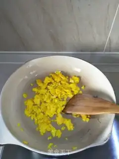 Make Egg fried rice step 2