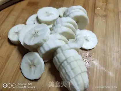 Make Banana coconut similulu step 2